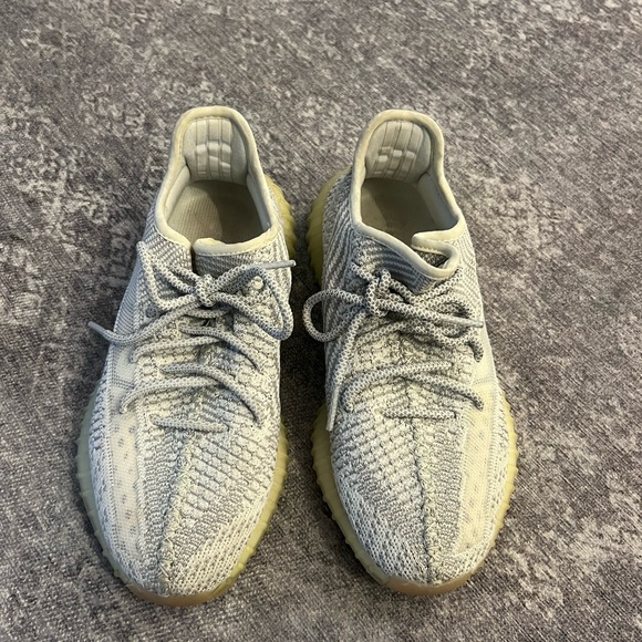 Yeezy Boost 350 V2 'Yeshaya Non-Reflective - Picture 3 of 4